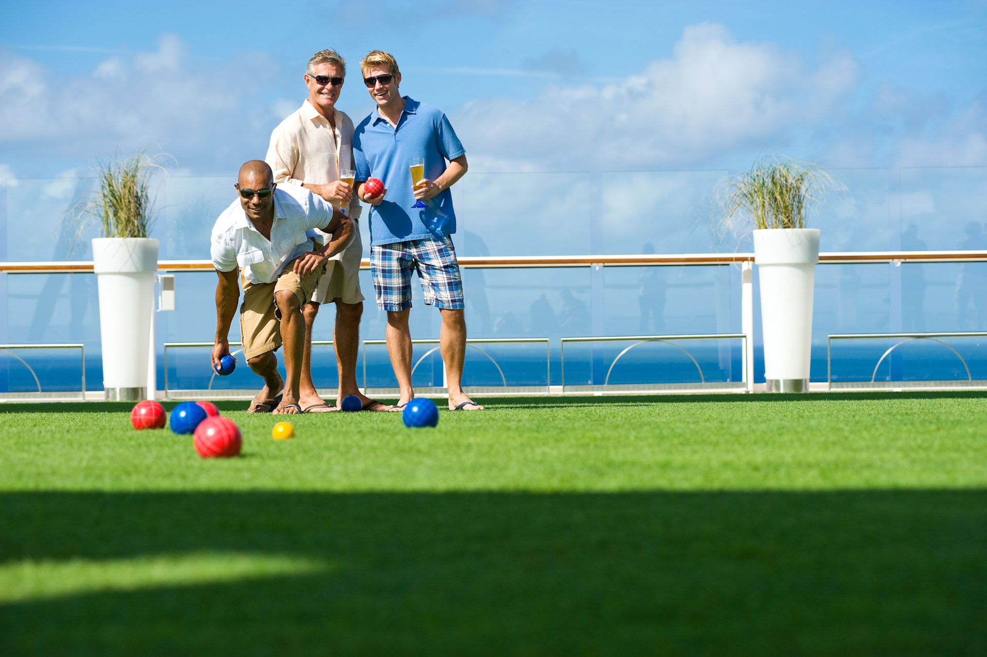 images/Ship photos/Silhouette 嘉印號/5a_CEL_SL_Lawn_Club_3 (1)_edited.jpg
